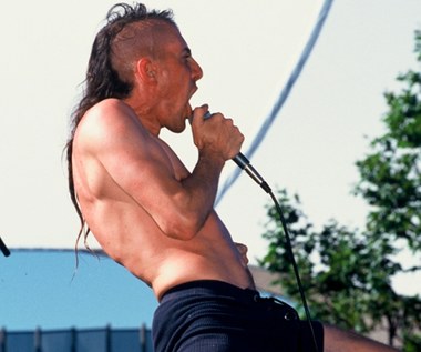 Tool: 30 lat debiutanckiej płyty "Undertow". Monstrualnie otyła naga kobieta i walka z cenzurą