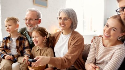 TOP 5 telewizorów na wspólne wieczory! Seanse jak w kinie, bez wychodzenia z domu