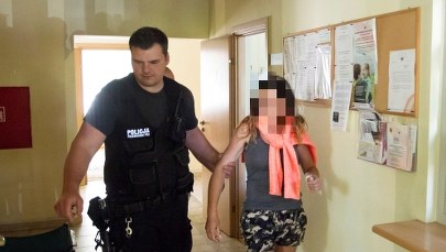 Topiła 4-latkę w wannie, potem podcięła jej gardło. Matka dziś usłyszy zarzuty