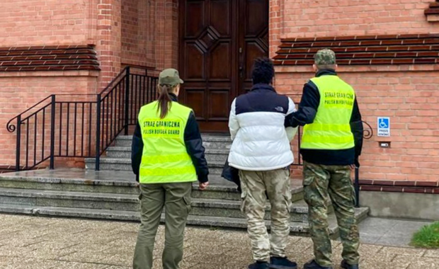 Torami w stronę granicy z Rosją. Straż graniczna zatrzymała 23-latka z Afryki