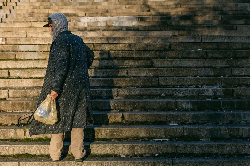 Torba zbieracza butelek za 650 złotych. Co za absurd