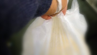 Torby foliowe z opłatą recyklingową? Rząd zajmie się projektem zmiany przepisów