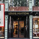 Torebka "Louis Vuitton" sprzedana za ponad 60 tys. dolarów. Jest widoczna tylko pod mikroskopem