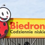 Torebki znanej marki za mniej niż 100 zł? Biedronka znów to zrobiła