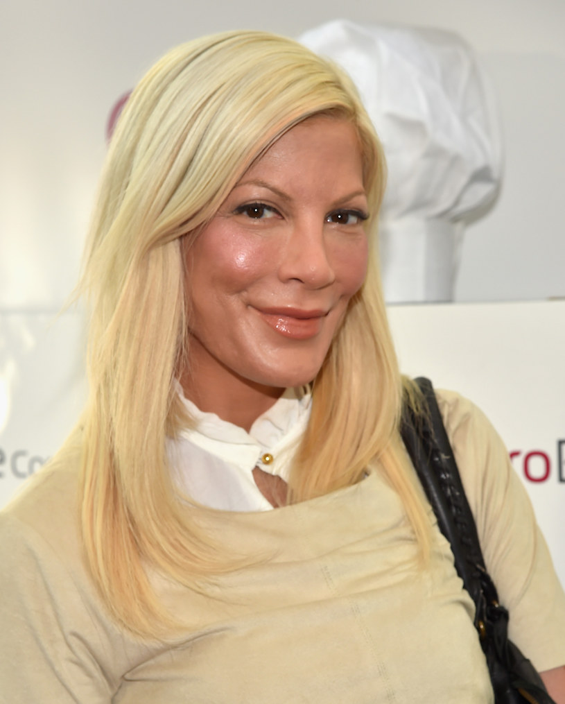 Collection 95+ Wallpaper Recent Pictures Of Tori Spelling Excellent