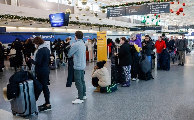 Chaos na lotniskach w Chicago. Powodem tornada i burze
