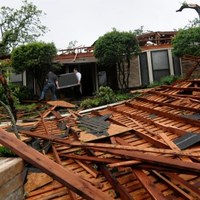 Zniszczenia po tornado w Teksasie