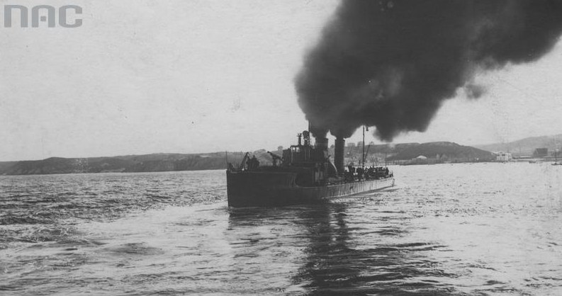 Torpedowiec ORP "Kaszub" na Zatoce Gdańskiej /Z archiwum Narodowego Archiwum Cyfrowego