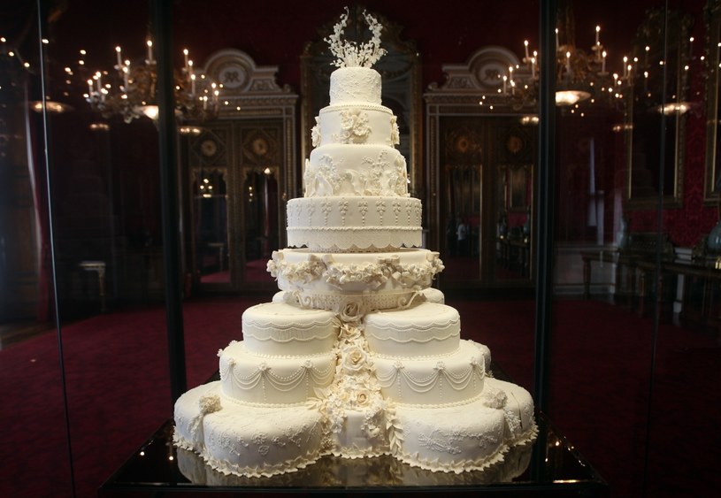 Tort weselny książęcej pary /Getty Images