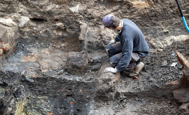 Toruńska ziemia pełna tajemnic. Archeolodzy odkrywają średniowieczne pochówki