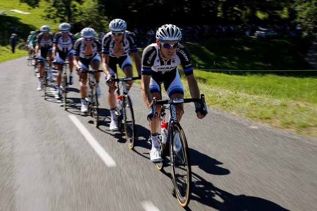 Tour de France: Kolarze na trasie 12. etapu /YOAN VALAT  /PAP/EPA
