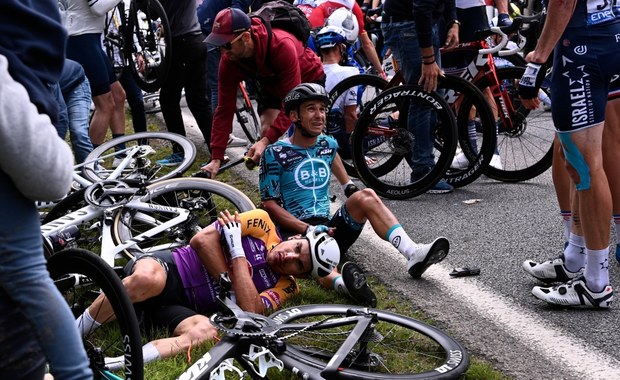 Tour de France. Sprawczyni gigantycznej kraksy nie usłyszy zarzutów