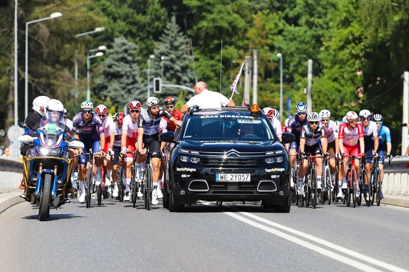 Tour de Pologne 2021: Ślubne zdjęcie na trasie