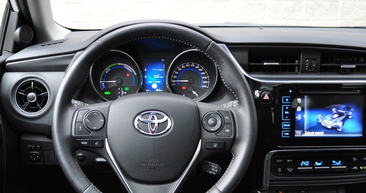 Toyota Auris Hybrid Touring Sports /INTERIA.PL