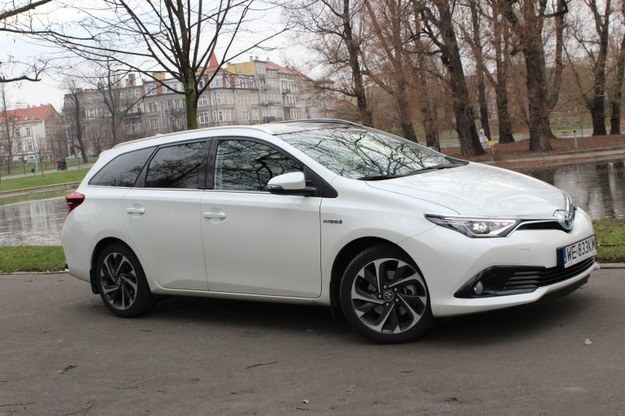 Toyota Auris Hybrid Touring Sports /INTERIA.PL