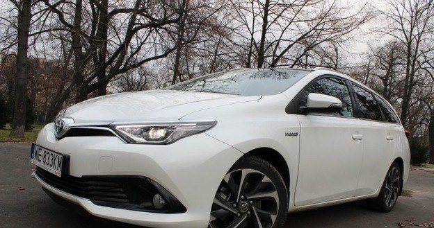 Toyota Auris Hybrid Touring Sports /INTERIA.PL