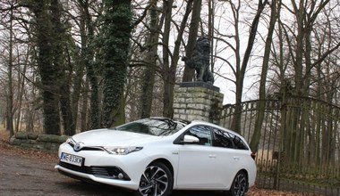 Toyota Auris Touring Sports Hybrid - zobacz, co znaleźliśmy w bagażniku!