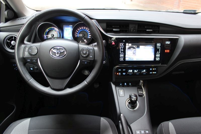 Toyota Auris Touring Sports Hybrid /INTERIA.PL