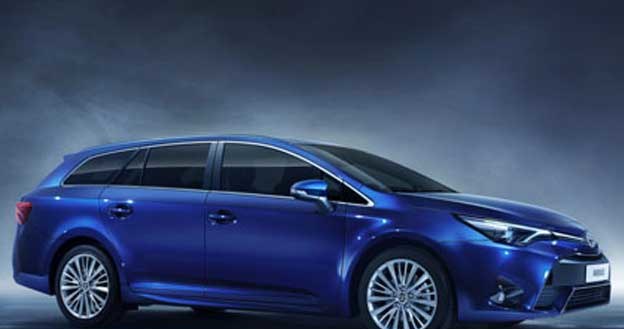 Toyota Avensis 2015 /Informacja prasowa