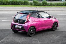 0007NMEMO7W0BIML-C307 Toyota Aygo najchętniej kupowanym "maluchem" w Polsce