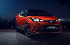 Toyota C-HR po drobnych zmianach i z mocną hybrydą