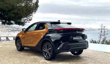 Toyota C-HR ze sporymi rabatami. Zaoszczędzisz 12 tys. zł