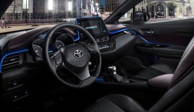 Toyota C-HR. Znamy jej wnętrze
