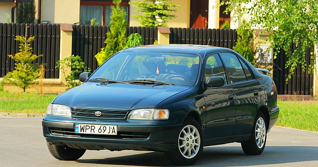 Toyota Carina E /Motor