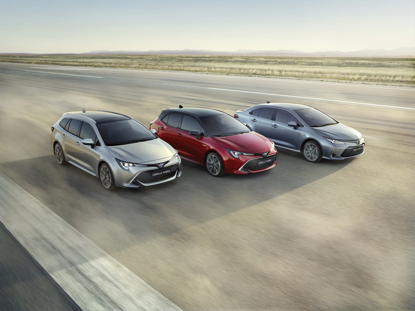 Toyota Corolla oferowana jest w trzech wersjach nadwozia: Touring Sports, Hatchback i Sedan /materiały prasowe