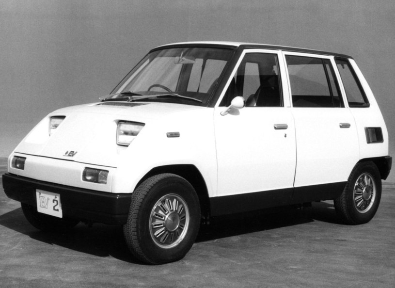 Toyota EV2 /Informacja prasowa