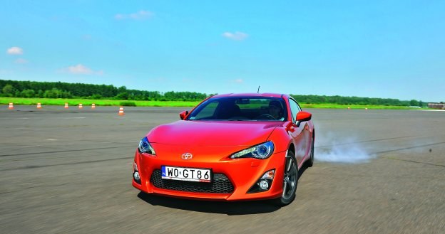 Toyota GT 86 - magia liczby 86. /Motor