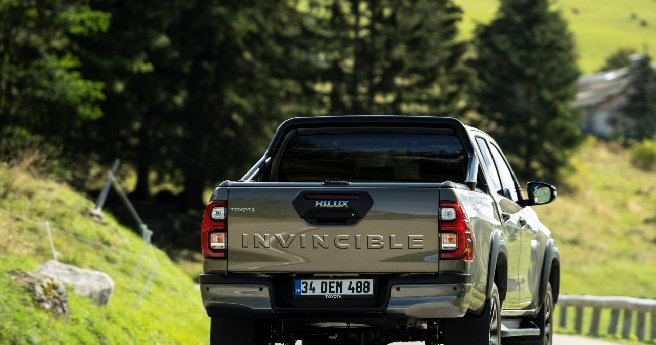 Toyota Hilux Invincible /Informacja prasowa