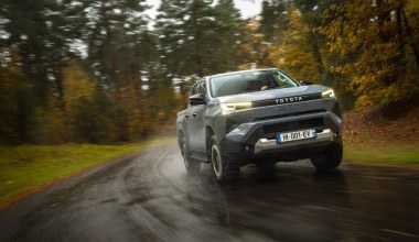 Toyota Hilux nowej generacji. Pierwszy raz również na prąd i wodór