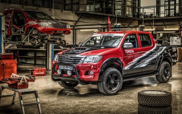 Toyota Hilux Racing Experience /Informacja prasowa