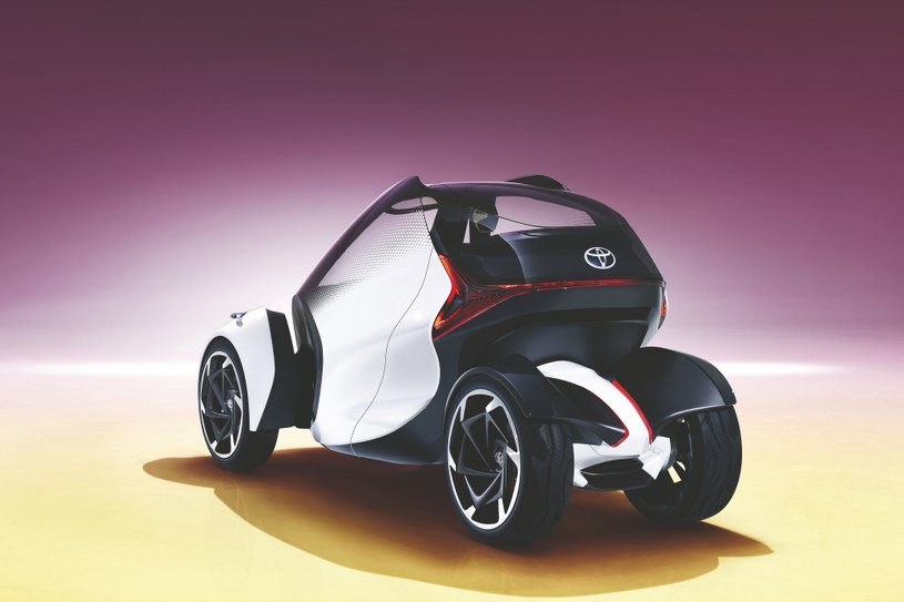 Toyota i-TRIL Concept /Informacja prasowa