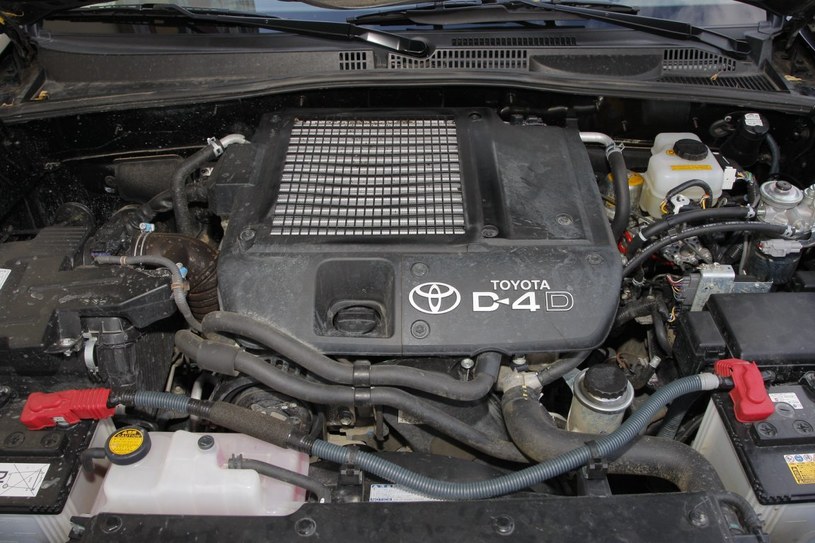 Toyota Land Cruiser silnik /Motor