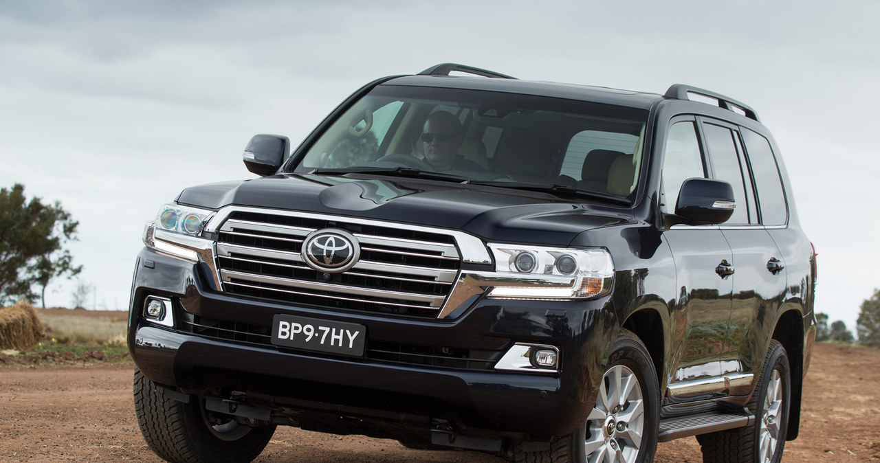 Toyota Land Cruiser V8 /Informacja prasowa