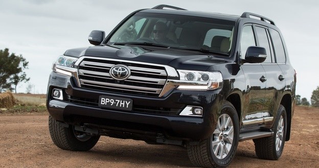 Toyota Land Cruiser V8 /Toyota