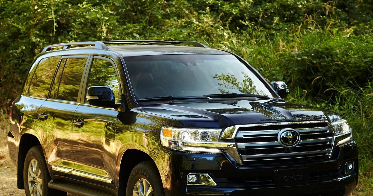 Toyota Land Cruiser V8 /Informacja prasowa