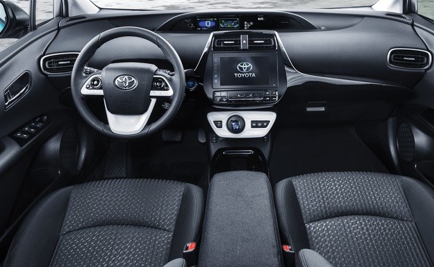 Toyota Prius Plug-In /Toyota
