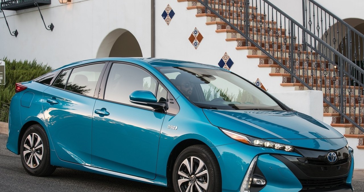 Toyota Prius plug-in /Informacja prasowa