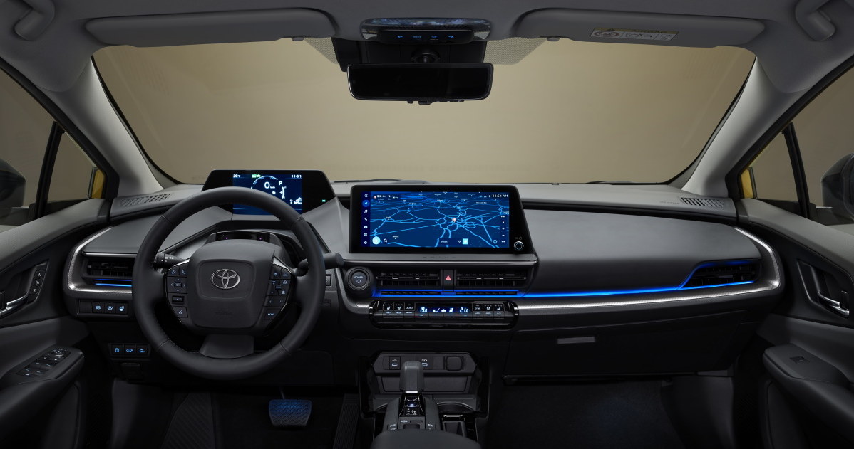 Toyota Prius V generacji /materiały prasowe