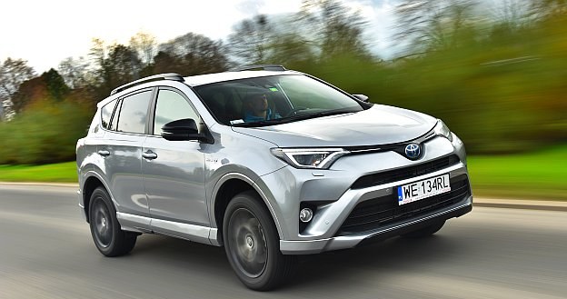 Toyota RAV4 Hybrid /Motor