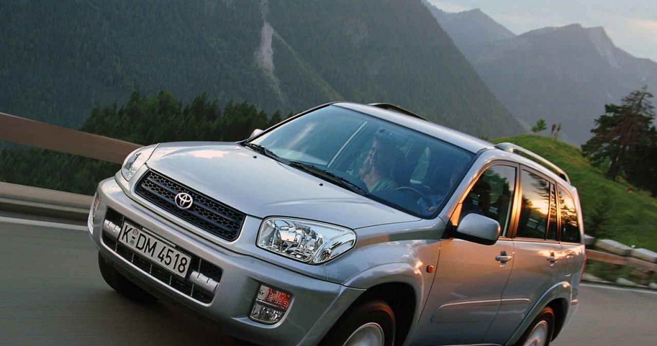 Toyota RAV4 II generacji /Informacja prasowa