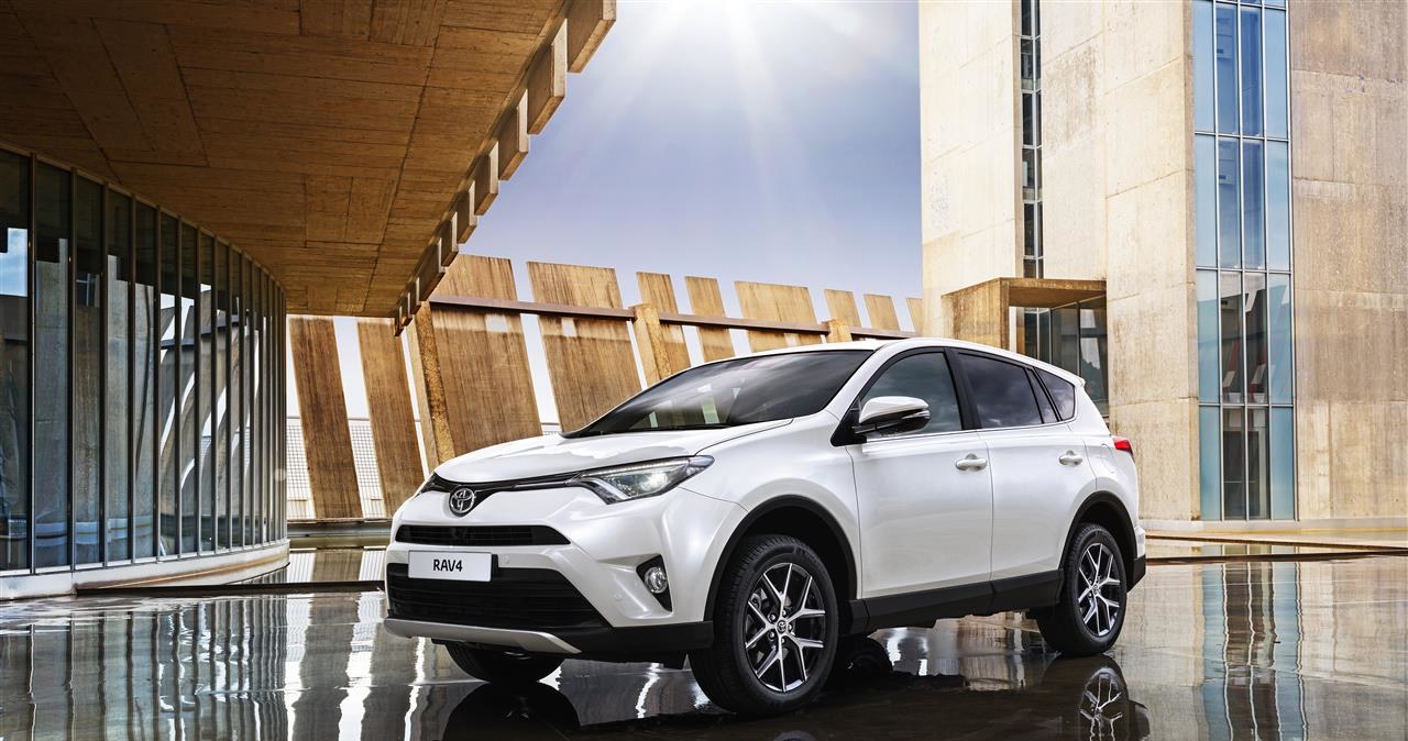 Toyota RAV4 - nr 1 wśród SUV-ów i nr 4 na świecie /Informacja prasowa