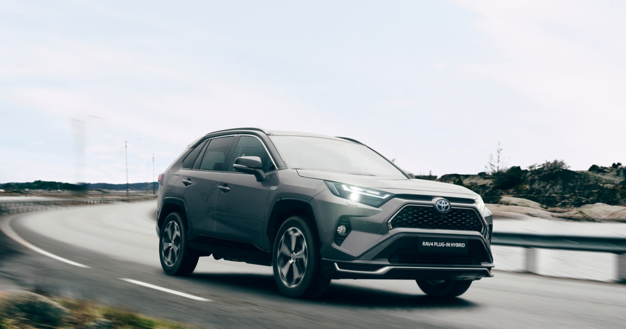 Toyota RAV4 Plug-in Hybrid /Toyota /materiały prasowe