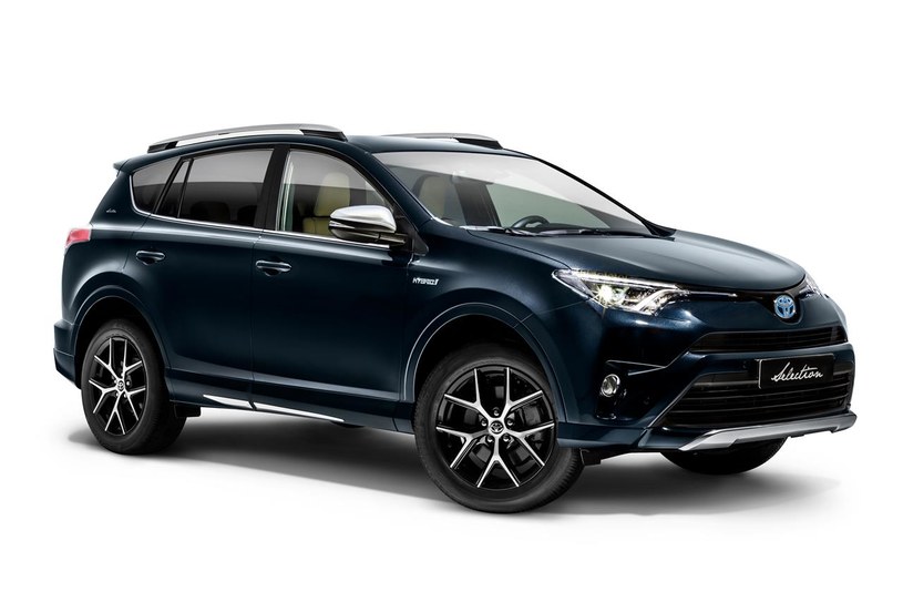 Toyota RAV4 Selection z bogatym wyposażeniem Motoryzacja