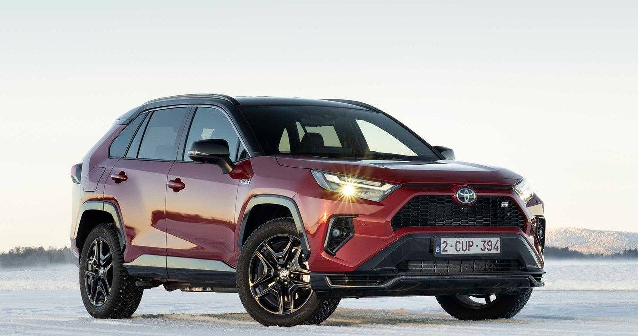 Toyota RAV4 uznana za najbardziej niezawodnego, dużego SUV-a /materiały prasowe