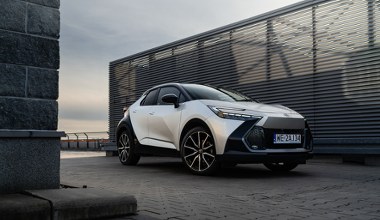 Toyota sprawdzi, jak jeździsz. Zniżka za jazdę na prądzie