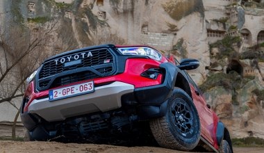 Toyota szaleje z wyprzedażami. Legendarny model tańszy o 26 tys. zł